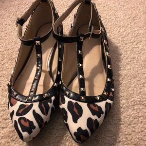 Cheetah print ballet flats